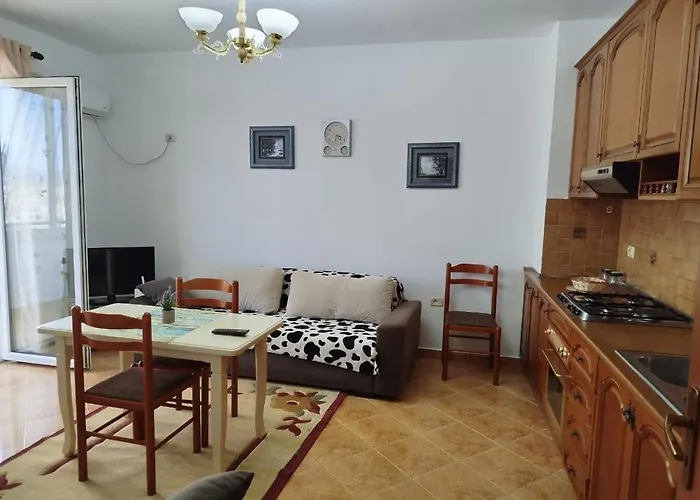 Arbora Apartment